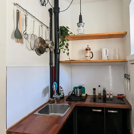 Apartmán A Cosy Flat Next To Metro